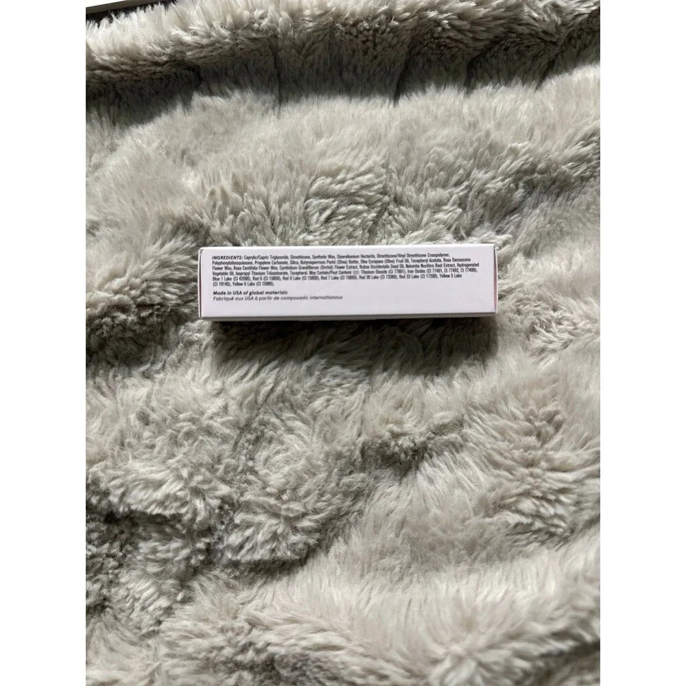 Glossier G Suit in Jet